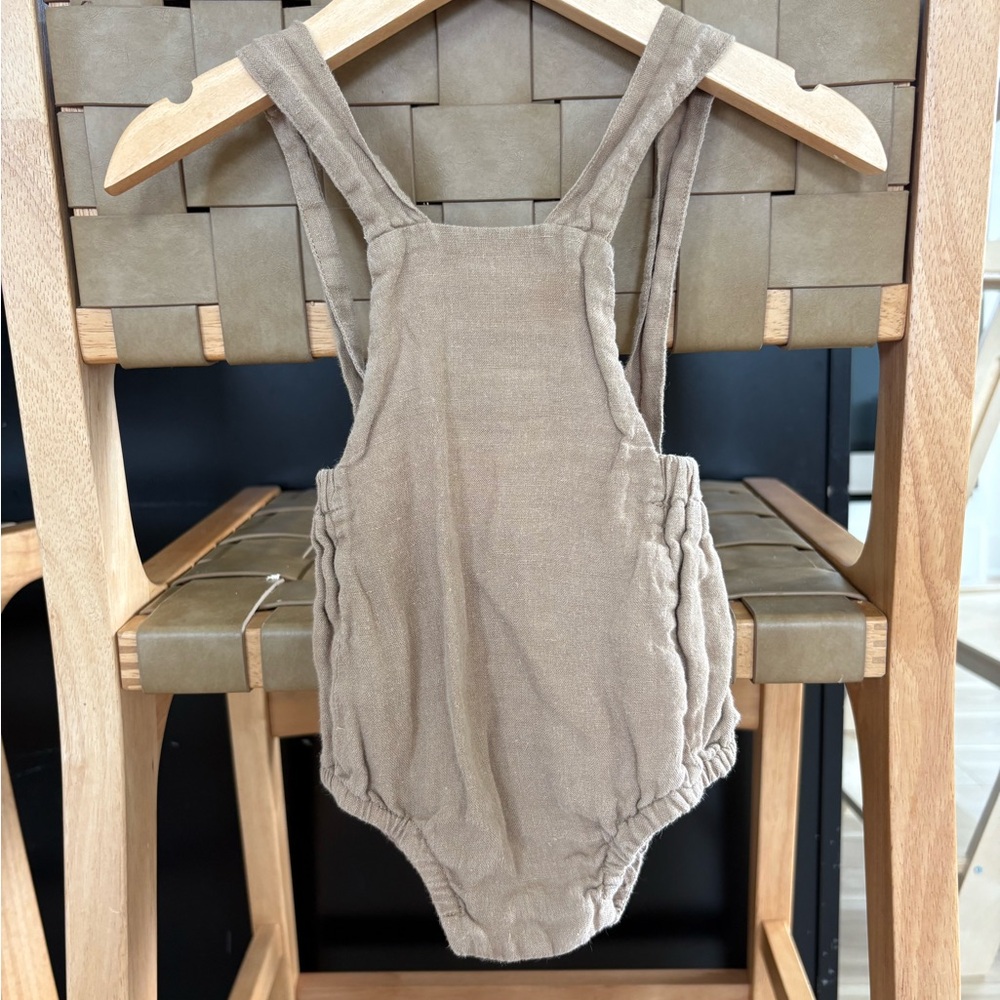 The simple folk linen bubble